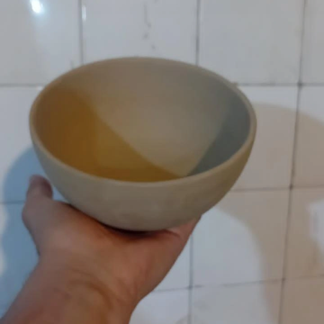 تصویر کاسه آبگوشت خوری سفالی بدون رنگ