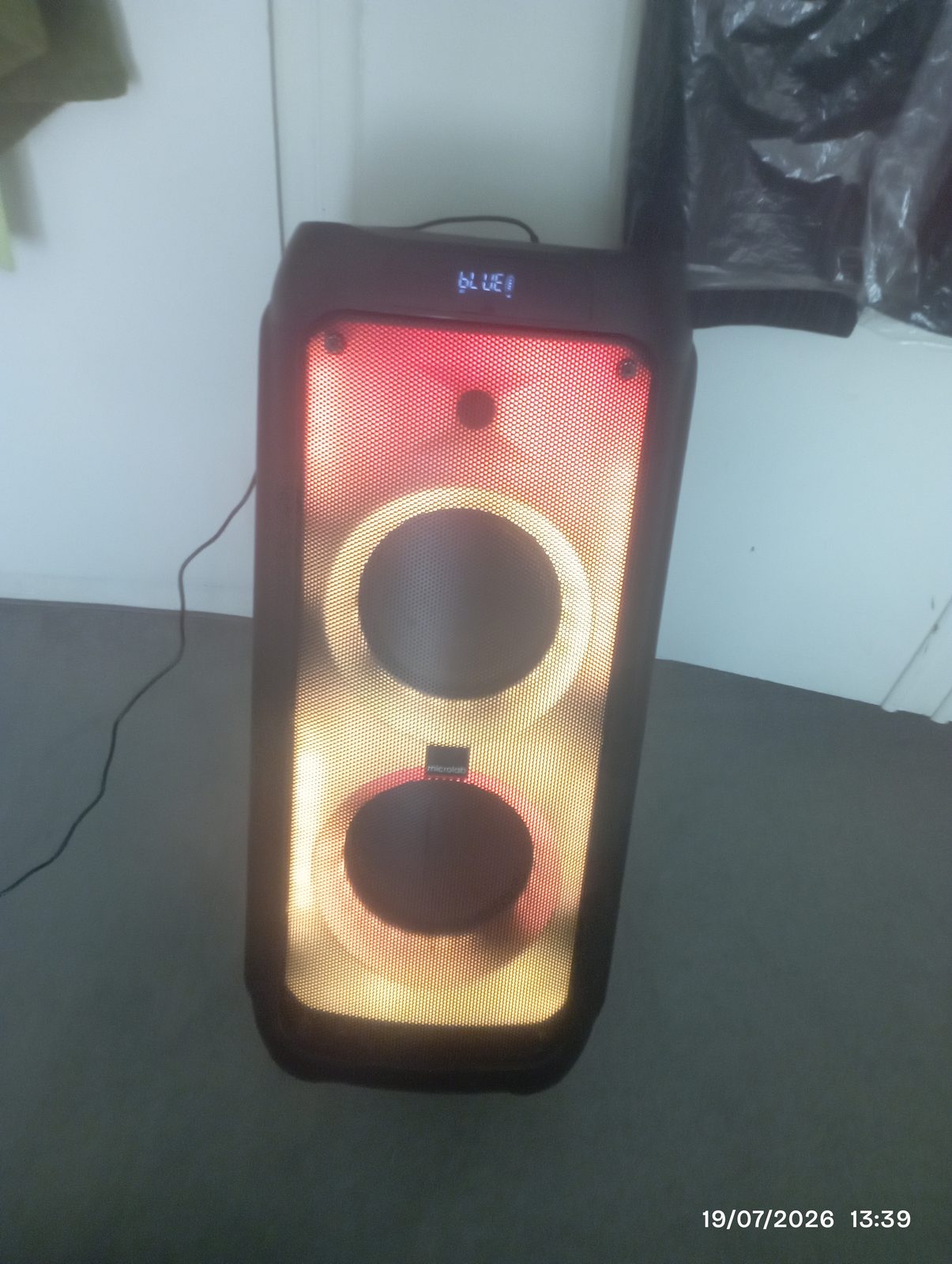 تصویر اسپیکر میکرو لب مدل flame 81